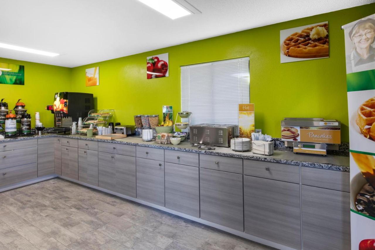 Quality Inn & Suites Metropolis I-24 Εξωτερικό φωτογραφία