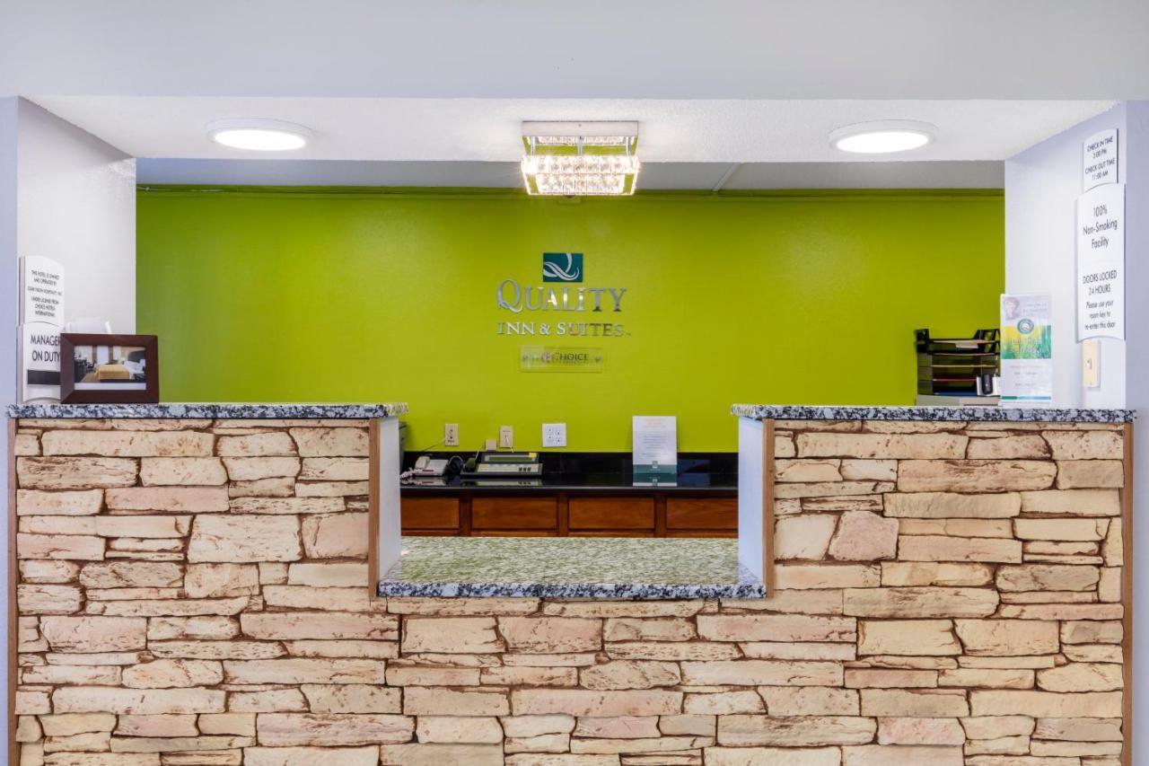Quality Inn & Suites Metropolis I-24 Εξωτερικό φωτογραφία